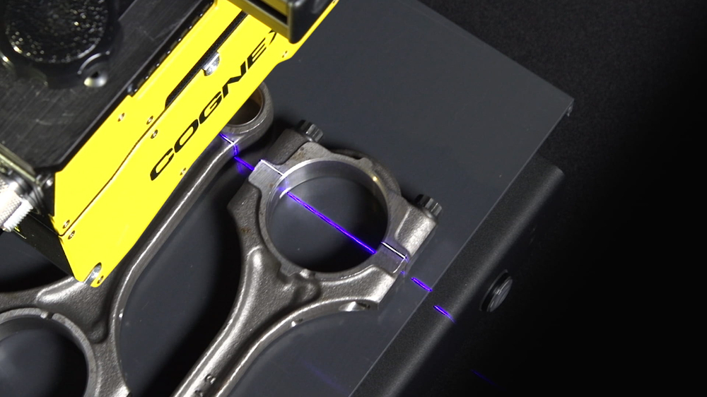 L38 laser line on conrod.jpg